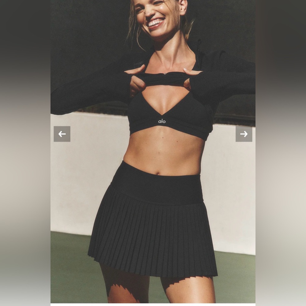 Alo Yoga Grand Slam Tennis Skirt in black size Small